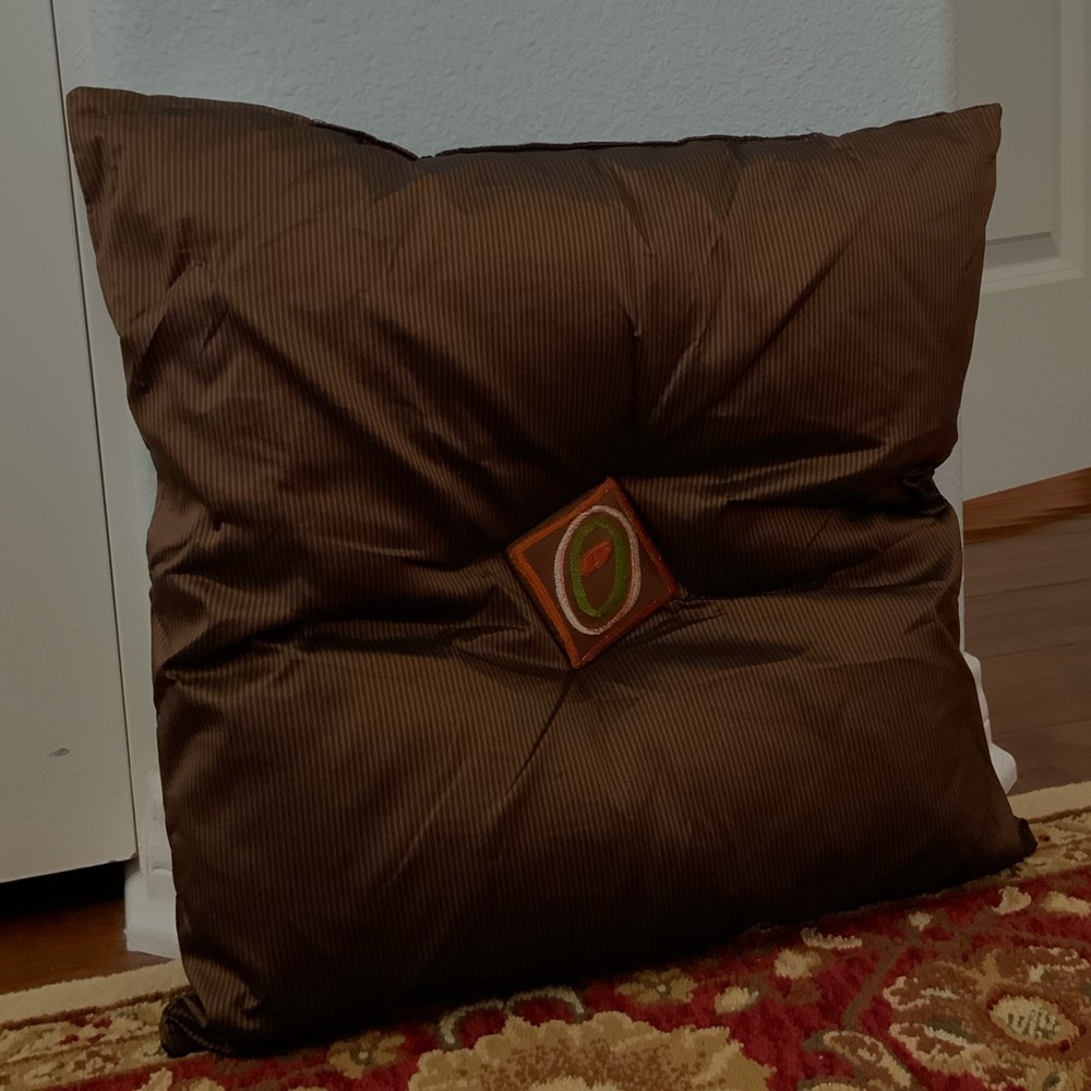 NWT Pier 1 Imports Decorative Throw Pillow - Picture 2 of 6